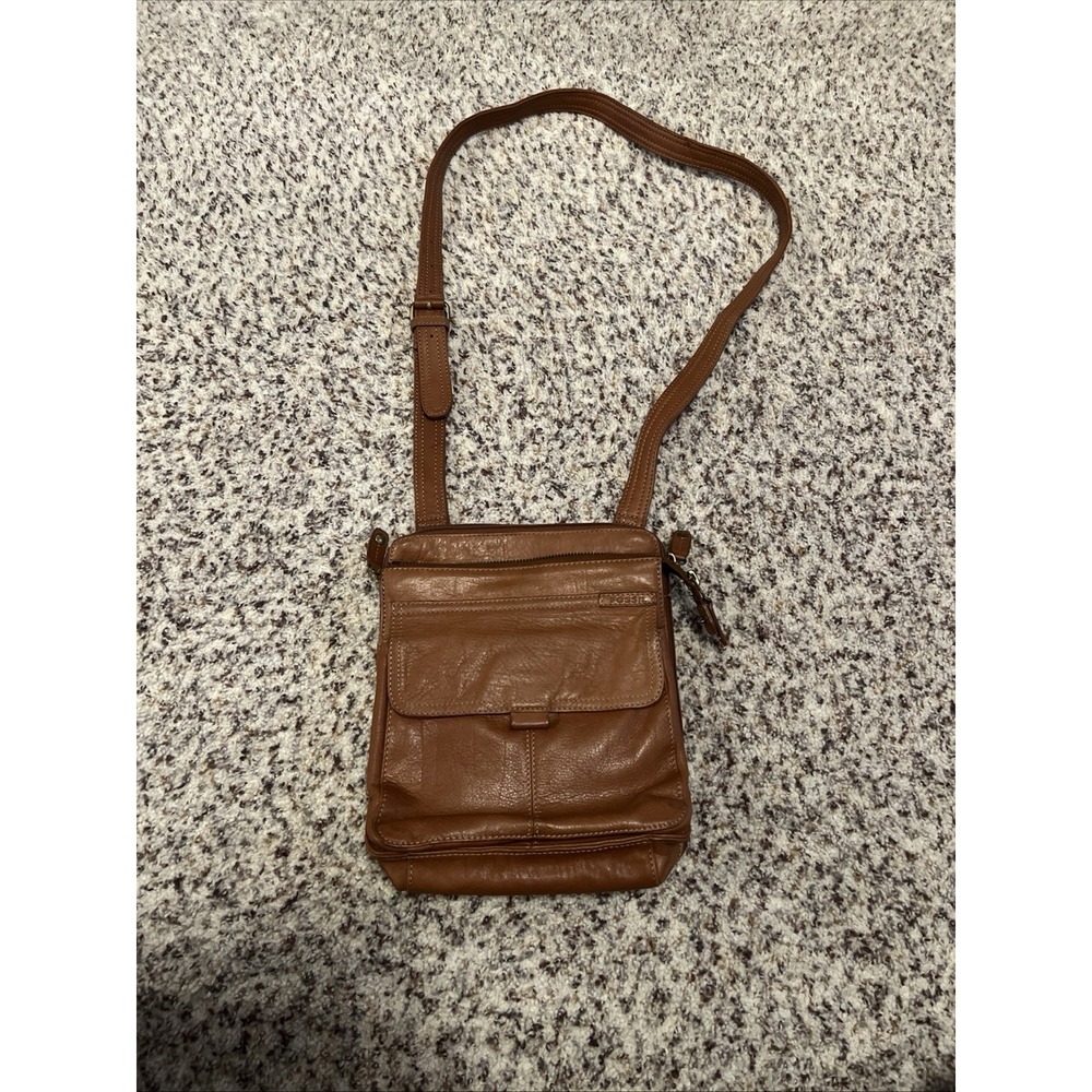 FOSSIL VINTAGE Brown LEATHER CROSSBODY BAG PURSE Never Used Inner Pockets